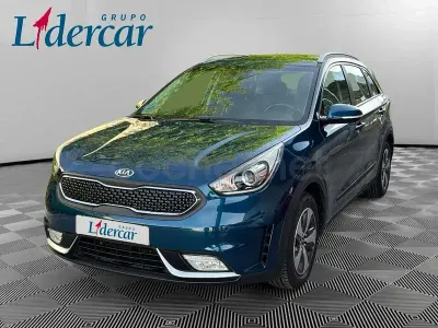 Usado Kia Niro 141 CV (103 kW) 2017 Azul SUV