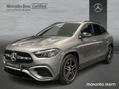 Käytetty Mercedes GLA200 AMG line 150 HP (110 kW) 2025 Harmaa Katumaasturi