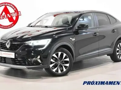 Usado Renault Arkana Business 140 CV (102 kW) 2023 Negro SUV