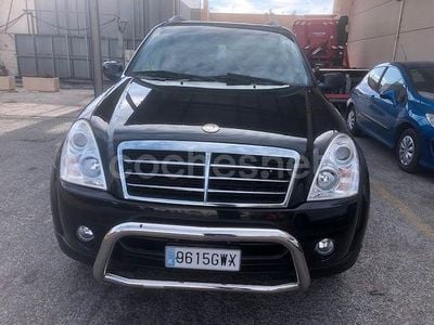 Negro Usado 2010 Ssangyong (KGM) Rexton II SUV | 9499 € (Buen precio)