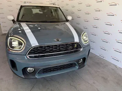 Usado Mini Cooper Countryman 220 CV (161 kW) 2023 Gris / plata SUV