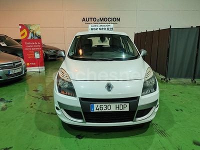 Blanco Usado 2011 Renault Scénic III Monovolumen | 4500 € (Precio justo)