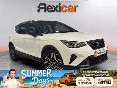 Usado Seat Arona FR 110 CV (80 kW) 2023 Blanco SUV