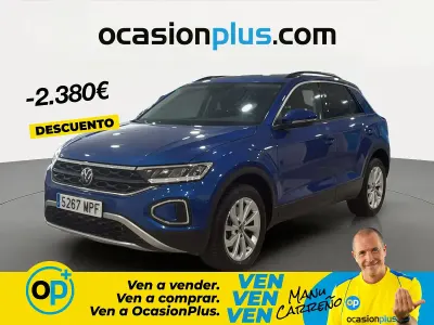 Usado VW T-Roc Life 150 CV (110 kW) 2024 Azul SUV
