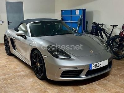 Gris / plata Usado 2017 Porsche 718 Boxster Descapotable | 64.950 €