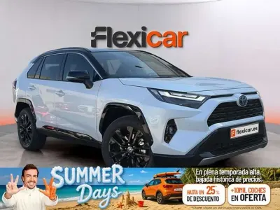 Usado Toyota RAV4 Hybrid Style 218 CV (160 kW) 2025 Blanco SUV