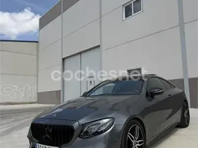 Usado Mercedes E220 194 CV (142 kW) 2018 Gris / plata Coupe