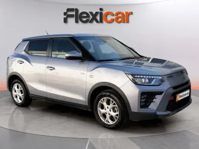Usado SsangYong Tivoli 150 CV (110 kW) 2025 Gris SUV