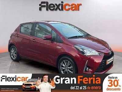 Rojo Usado 2018 Toyota Yaris Hybrid Advance Berlina | 14.990 € (Precio justo)