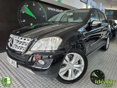 Usado Mercedes ML350 211 CV (155 kW) 2009 Negro SUV