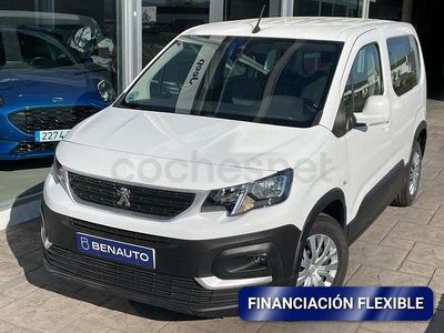 Usado Peugeot Rifter Active 100 CV (73 kW) 2021 Blanco Monovolumen