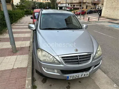 Usado SsangYong Kyron Limited 165 CV (121 kW) 2007 Gris / plata SUV