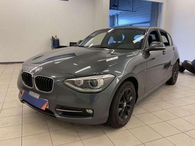 Usado BMW 118 Comfort Edition 150 CV (110 kW) 2015 Gris Utilitario