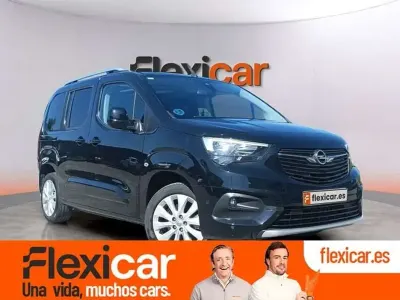 Käytetty Opel Combo Life 131 HP (96 kW) 2020 Musta Tila-auto