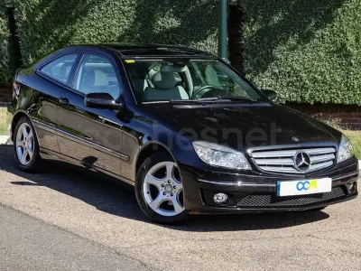 Usado Mercedes CLC220 150 CV (110 kW) 2009 Negro Coupe