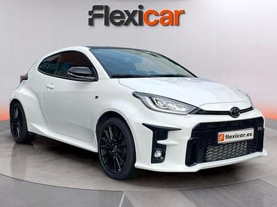 Usado Toyota Yaris 261 CV (191 kW) 2022 Blanco Utilitario