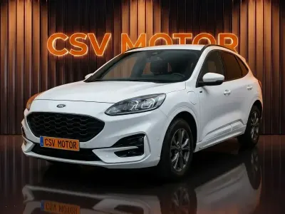 Usado Ford Kuga ST-Line 226 CV (166 kW) 2023 Blanco SUV