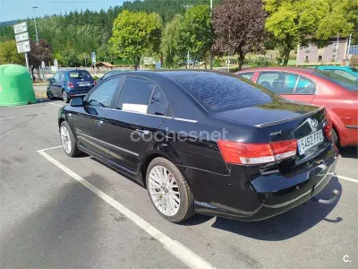 Usado Hyundai Sonata Style 140 CV (102 kW) 2006 Negro Berlina