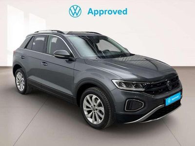 Usado VW T-Roc Life 116 CV (85 kW) 2022 Gris SUV