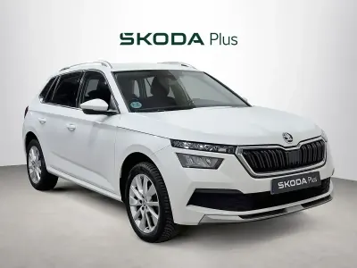 Usado Skoda Kamiq Ambition 110 HP (80 kW) 2022 Branco SUV