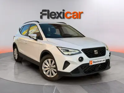 Usado Seat Arona Style 116 CV (85 kW) 2024 Blanco SUV
