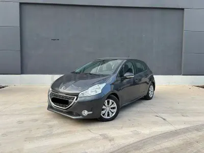 Occasion Peugeot 208 Access 68 PK (50 kW) 2012 Grijs Hatchback