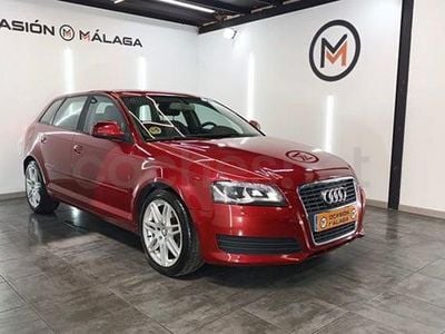 Usado Audi A3 Attraction 105 CV (77 kW) 2010 Gris / plata Berlina