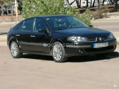 Käytetty Renault Laguna III Dynamique 150 HP (110 kW) 2007 Musta Sedan