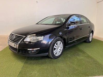 Usado VW Passat 110 CV (80 kW) 2008 Negro Berlina