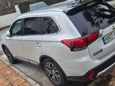 Blanco Usado 2017 Mitsubishi Outlander Motion SUV | 14.500 € (Precio justo)