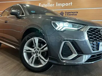 Usado Audi Q3 Sportback S-Line 150 CV (110 kW) 2022 Gris / plata SUV