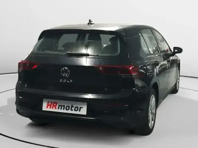 Usado VW Golf VIII Life 110 CV (80 kW) 2023 Negro Berlina