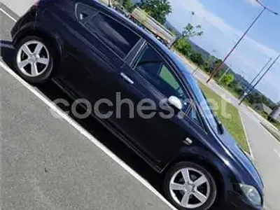 Usado Seat Leon Sport 140 CV (102 kW) 2007 Negro Utilitario