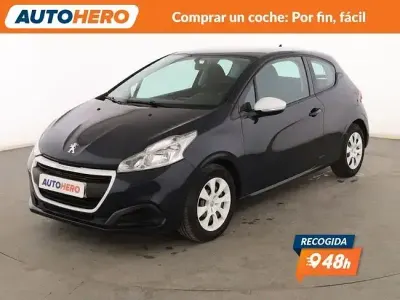 Usado Peugeot 208 68 CV (50 kW) 2015 Negro Utilitario