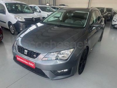 Usado Seat Leon FR 150 CV (110 kW) 2016 Gris / plata Familiar