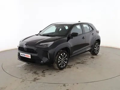 Usado Toyota Yaris Cross Active 116 CV (85 kW) 2021 Negro SUV