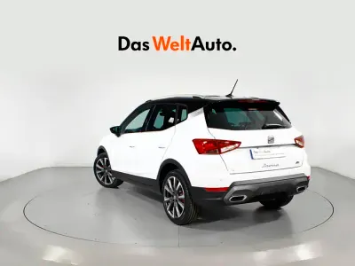 Usado Seat Arona FR 116 CV (85 kW) 2025 Blanco SUV