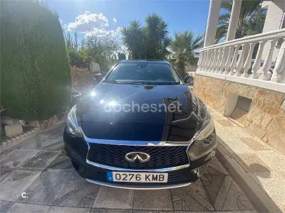 Usado Infiniti Q30 Premium 109 CV (80 kW) 2018 Negro Berlina