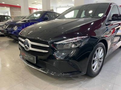 Usado Mercedes B200 163 CV (119 kW) 2019 Negro Monovolumen