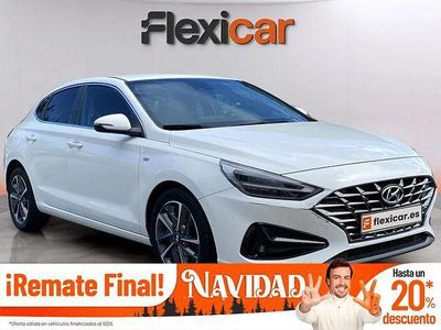 Blanco Usado 2021 Hyundai i30 Berlina | 15.390 € (Precio justo)
