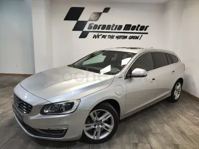 Usado Volvo V60 Summum 231 CV (169 kW) 2016 Gris / plata Familiar