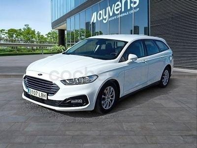 Usado Ford Mondeo Trend 150 CV (110 kW) 2019 Blanco Familiar