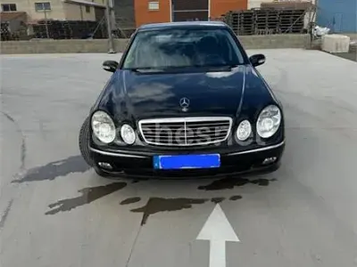 Occasion Mercedes E200 Avantgarde 122 PK (89 kW) 2006 Zwart Sedan