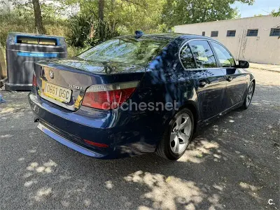 Usado BMW 530 Exclusive 231 CV (169 kW) 2005 Azul Berlina