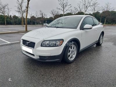 Usado Volvo C30 Momentum 109 CV (80 kW) 2009 Blanco Utilitario