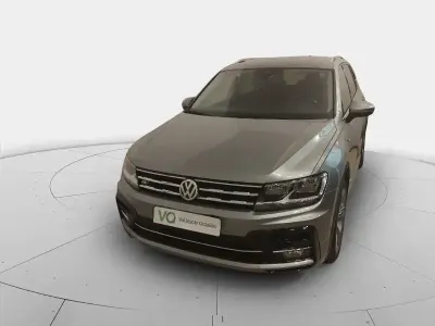 Usado VW Tiguan Advance 151 CV (111 kW) 2021 Plateado SUV