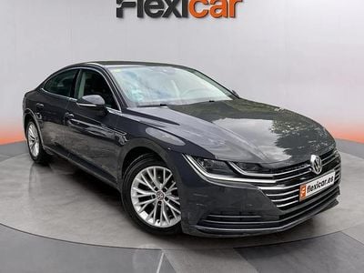 Usado VW Arteon 150 CV (110 kW) 2018 Gris Coupe
