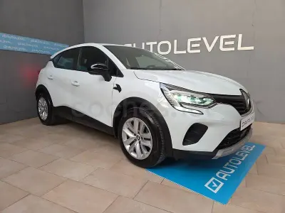 Usado Renault Captur Intens 90 CV (66 kW) 2021 Blanco SUV
