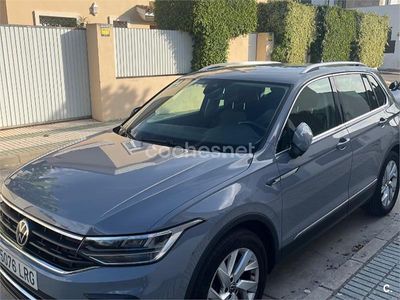 Gris / plata Usado 2021 VW Tiguan Life SUV | 23.990 € (Super precio)