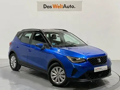 Usado Seat Arona Style 110 HP (80 kW) 2024 Azul SUV